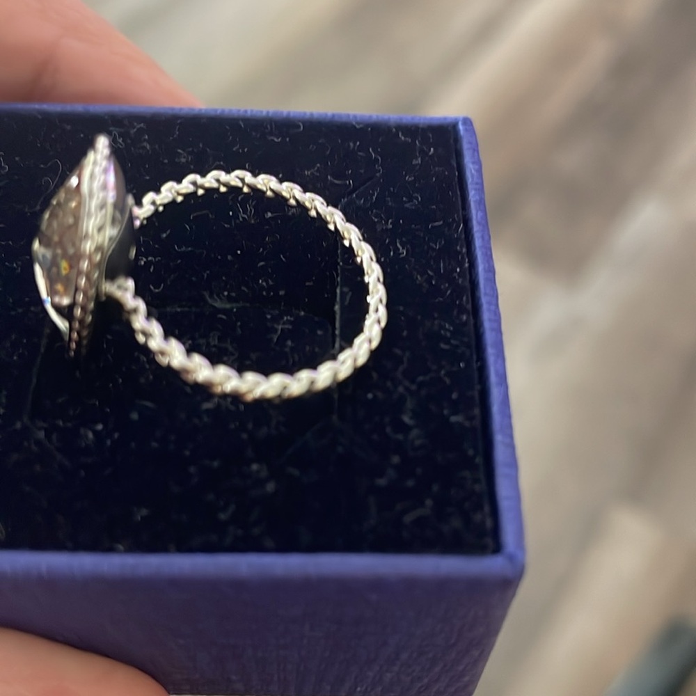 Swarovski Ring - Picture 9 of 12